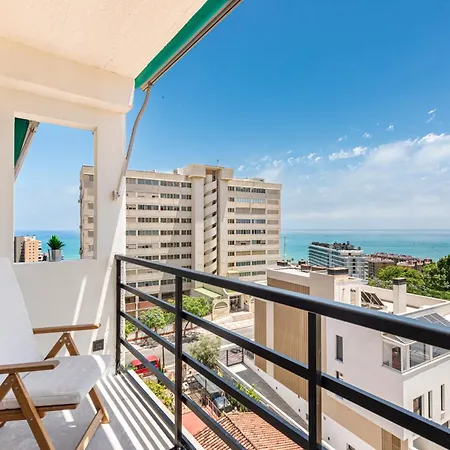 Beautiful Mediterranean Views In アパート トレモリノス